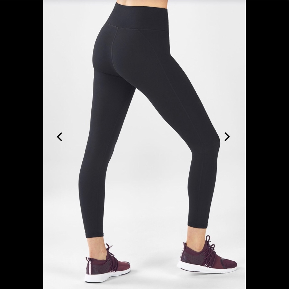 Fabletics High waisted solid 7/8 leggings